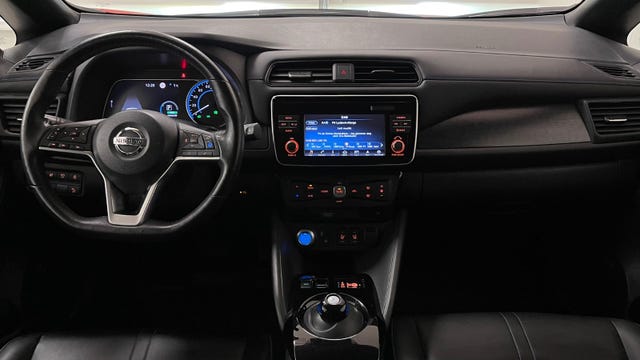 2019 NISSAN LEAF - 23