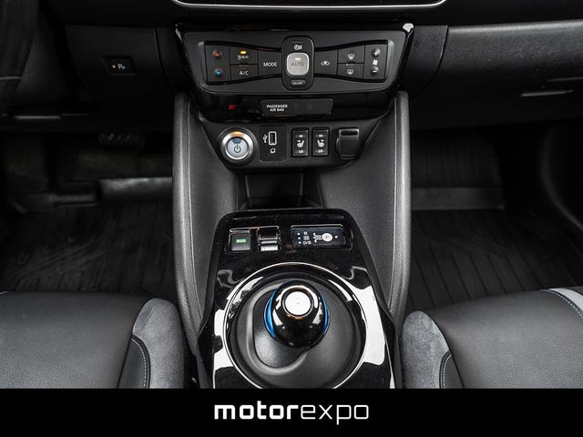 2019 NISSAN LEAF - 13