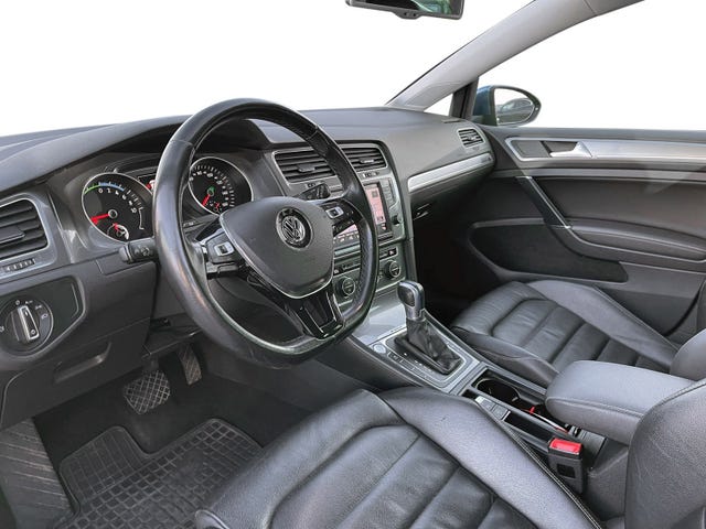 2015 VOLKSWAGEN GOLF - 16