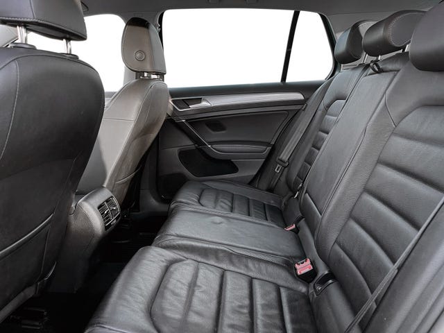 2015 VOLKSWAGEN GOLF - 26