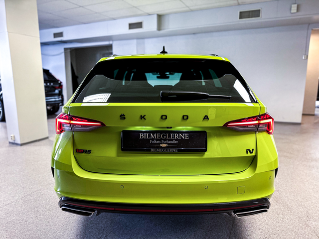 2022 SKODA OCTAVIA RS - 18