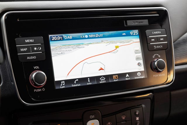 2019 NISSAN LEAF - 23