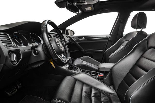 2015 VOLKSWAGEN GOLF - 11