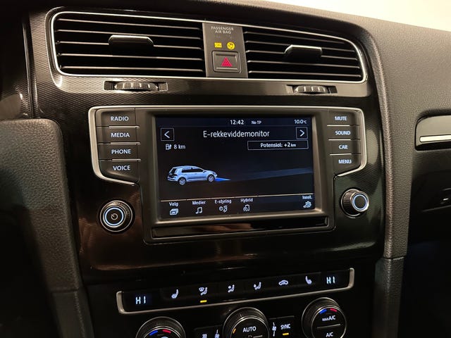 2015 VOLKSWAGEN GOLF - 15