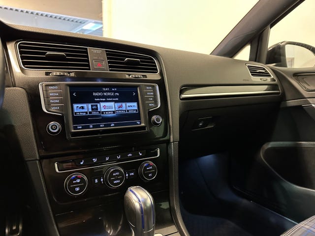 2015 VOLKSWAGEN GOLF - 11