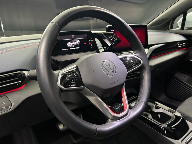 2022 VOLKSWAGEN ID.4 GTX - 25
