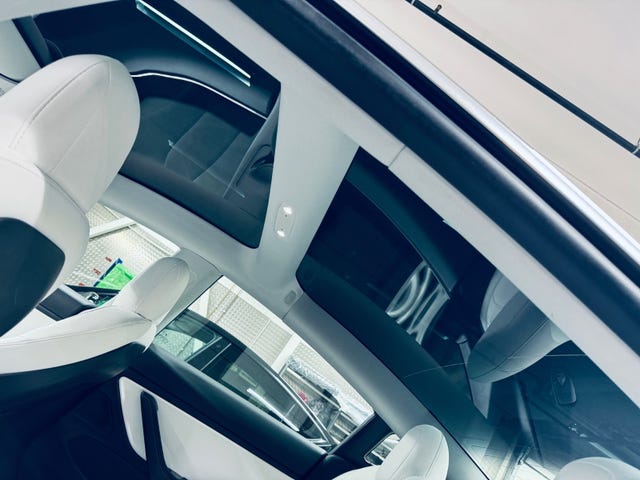 2019 TESLA MODEL 3 - 10