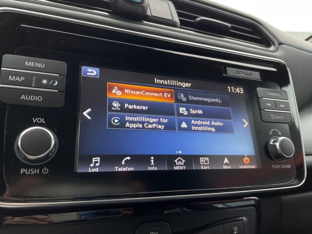 2019 NISSAN LEAF - 28