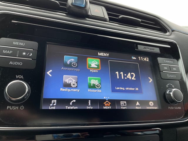 2019 NISSAN LEAF - 25