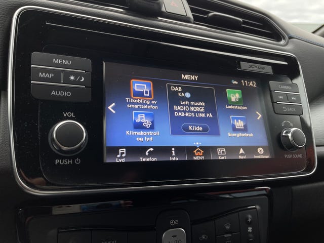 2019 NISSAN LEAF - 20