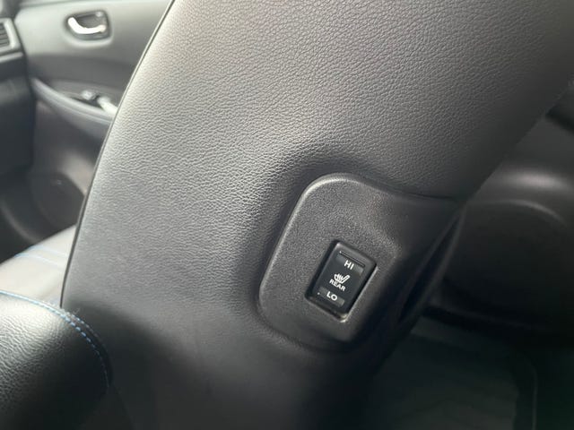 2019 NISSAN LEAF - 22