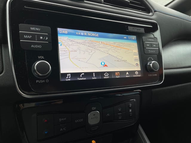 2019 NISSAN LEAF - 13