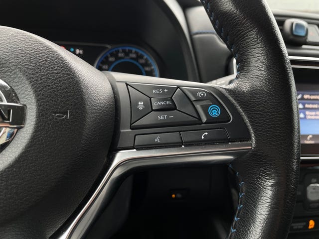 2019 NISSAN LEAF - 12