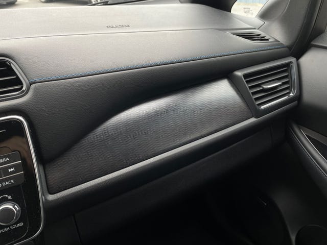 2019 NISSAN LEAF - 30