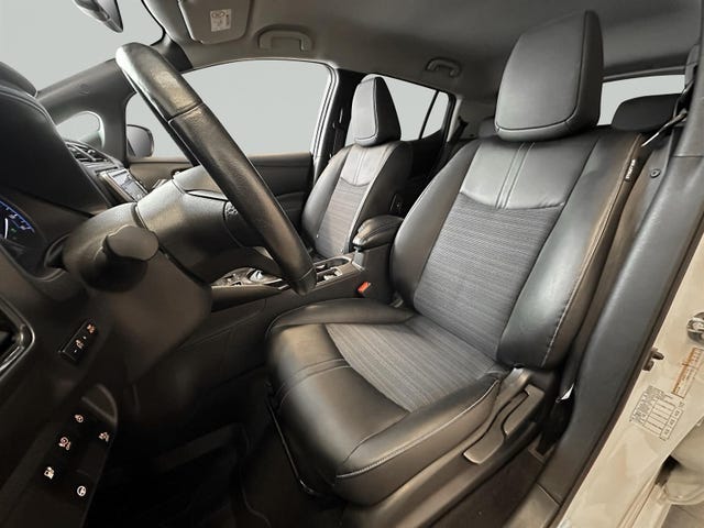 2019 NISSAN LEAF - 17