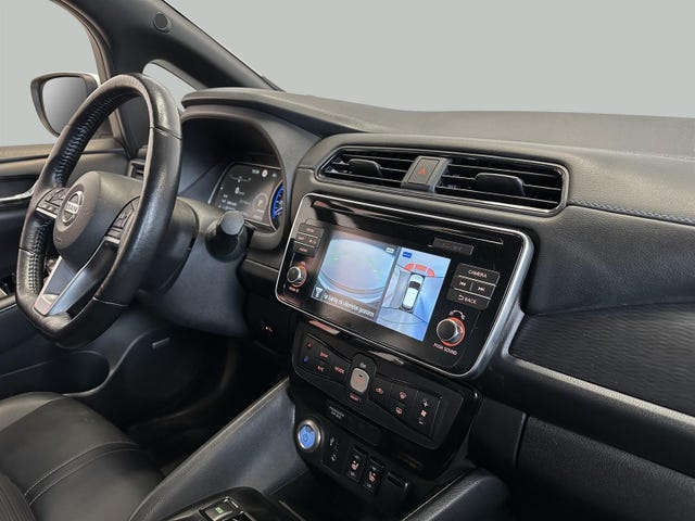 2019 NISSAN LEAF - 16