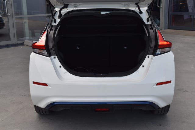 2019 NISSAN LEAF - 16