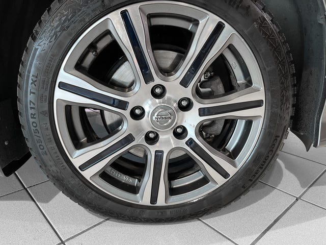 2019 NISSAN LEAF - 18