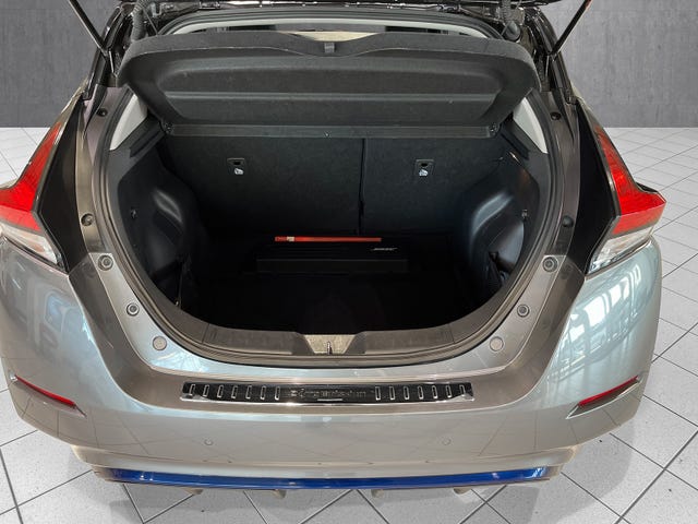 2019 NISSAN LEAF - 17