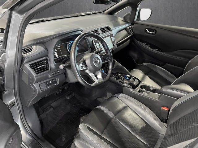 2019 NISSAN LEAF - 9