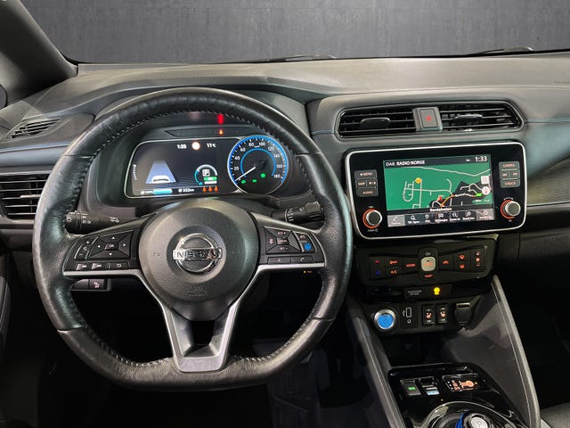 2019 NISSAN LEAF - 11