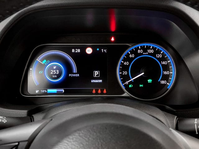 2019 NISSAN LEAF - 10