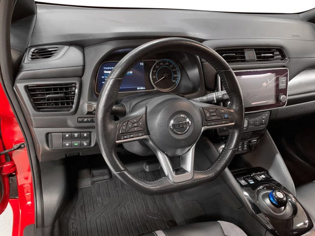 2019 NISSAN LEAF - 8