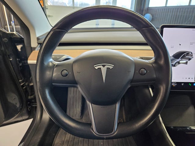 2019 TESLA MODEL 3 - 16