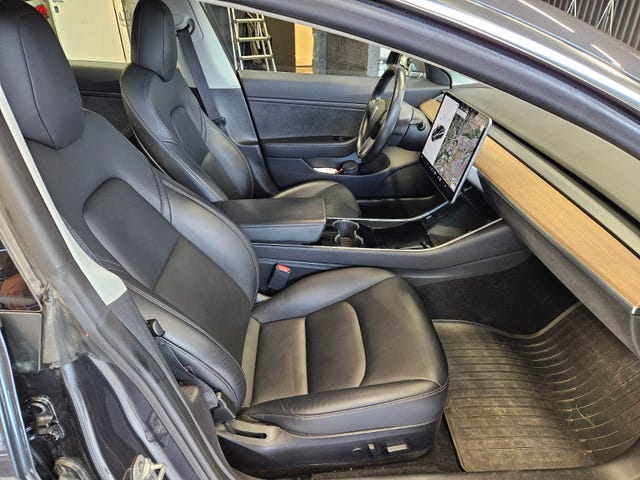 2019 TESLA MODEL 3 - 13
