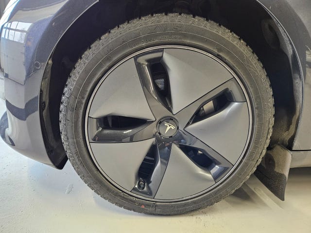 2019 TESLA MODEL 3 - 25