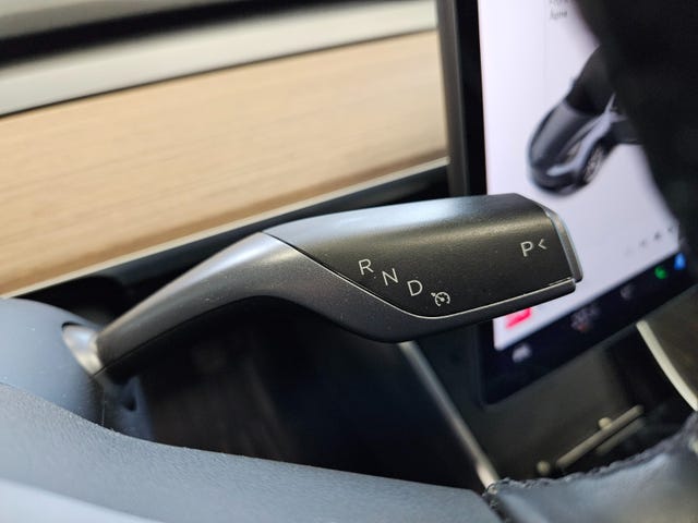 2019 TESLA MODEL 3 - 23