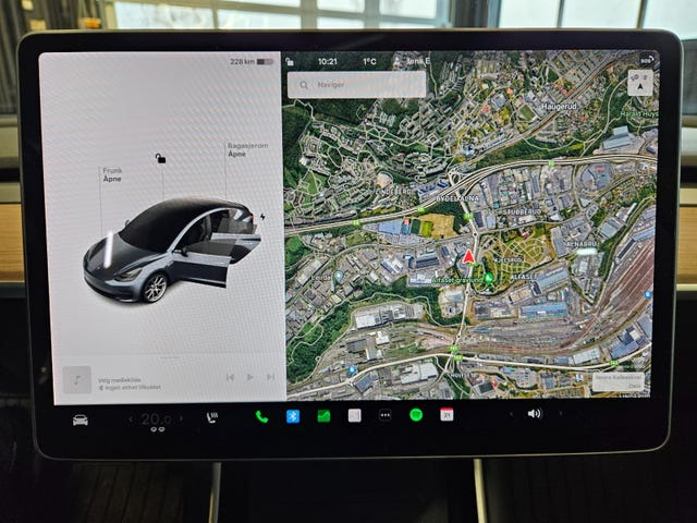 2019 TESLA MODEL 3 - 17