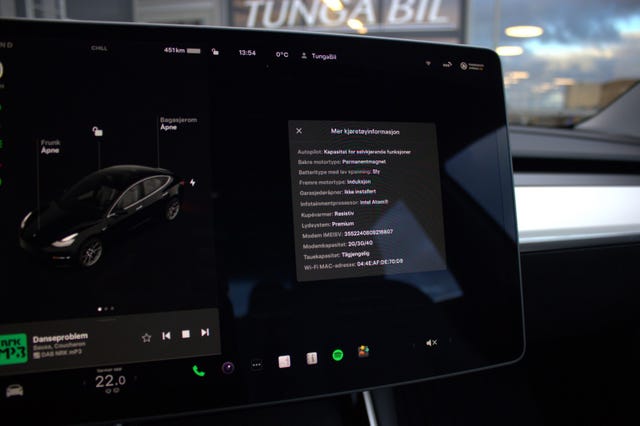 2019 TESLA MODEL 3 - 26