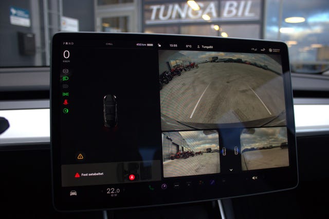 2019 TESLA MODEL 3 - 22