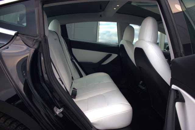2019 TESLA MODEL 3 - 17