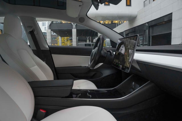2019 TESLA MODEL 3 - 21