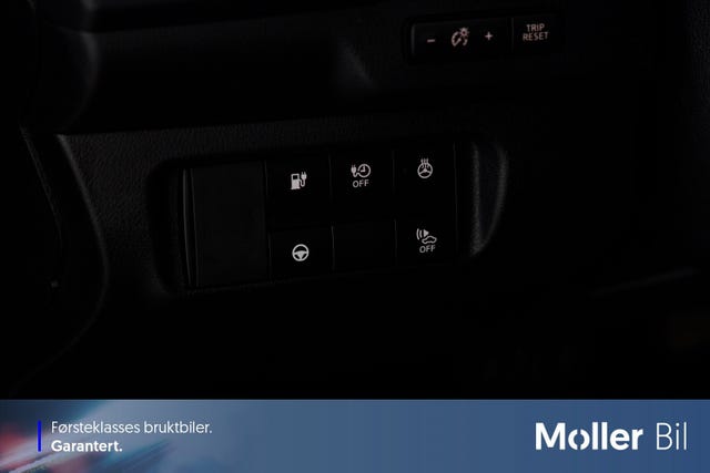2019 NISSAN LEAF - 24