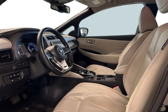 2019 NISSAN LEAF - 10