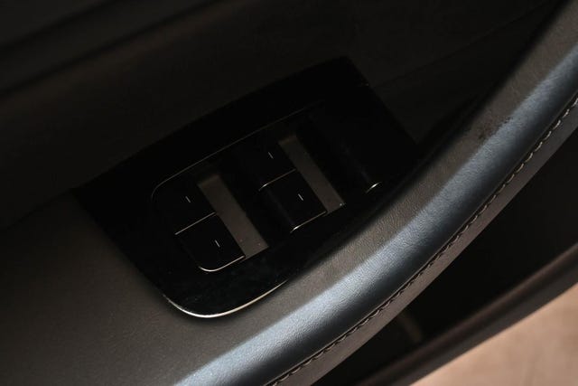 2019 TESLA MODEL 3 - 8