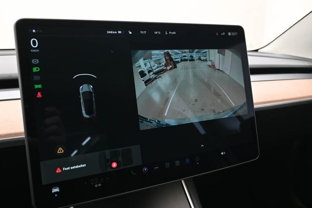 2019 TESLA MODEL 3 - 20