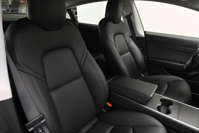 2019 TESLA MODEL 3 - 26