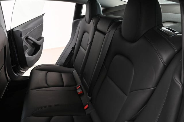 2019 TESLA MODEL 3 - 29