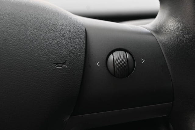 2019 TESLA MODEL 3 - 16