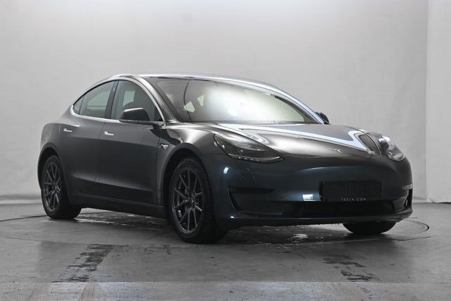 5YJ3E7EB2KF220164 2019 TESLA MODEL 3-0