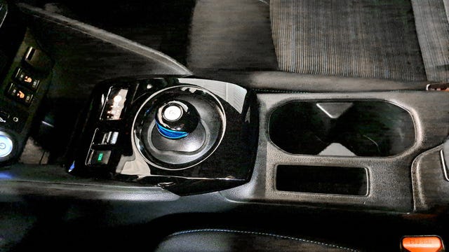 2019 NISSAN LEAF - 20