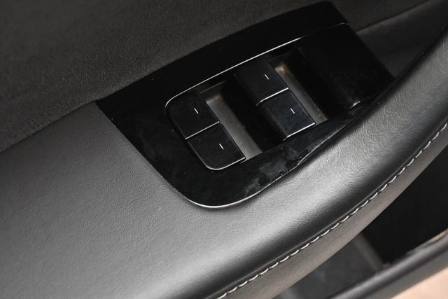 2019 TESLA MODEL 3 - 8