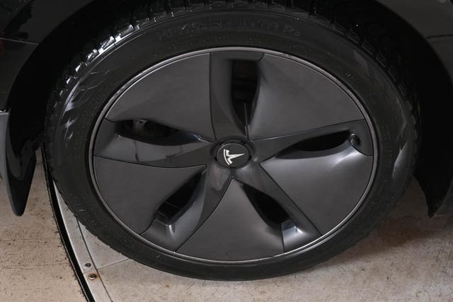 2019 TESLA MODEL 3 - 38