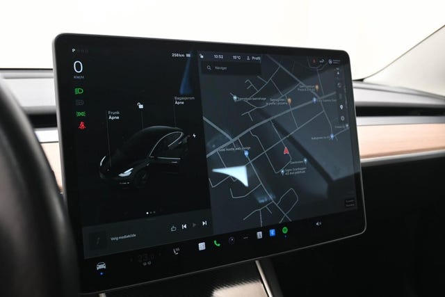 2019 TESLA MODEL 3 - 19