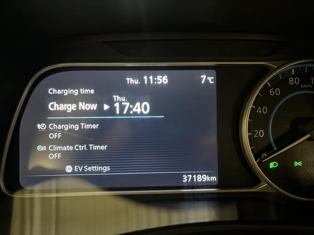 2019 NISSAN LEAF - 11