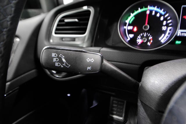 2015 VOLKSWAGEN GOLF - 26